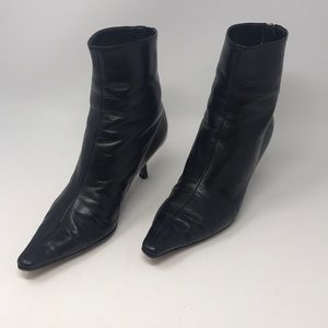 Jimmy Choo Size 37 (US 7)